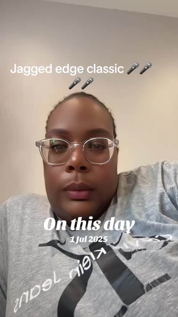@MrsFranceskamara77
