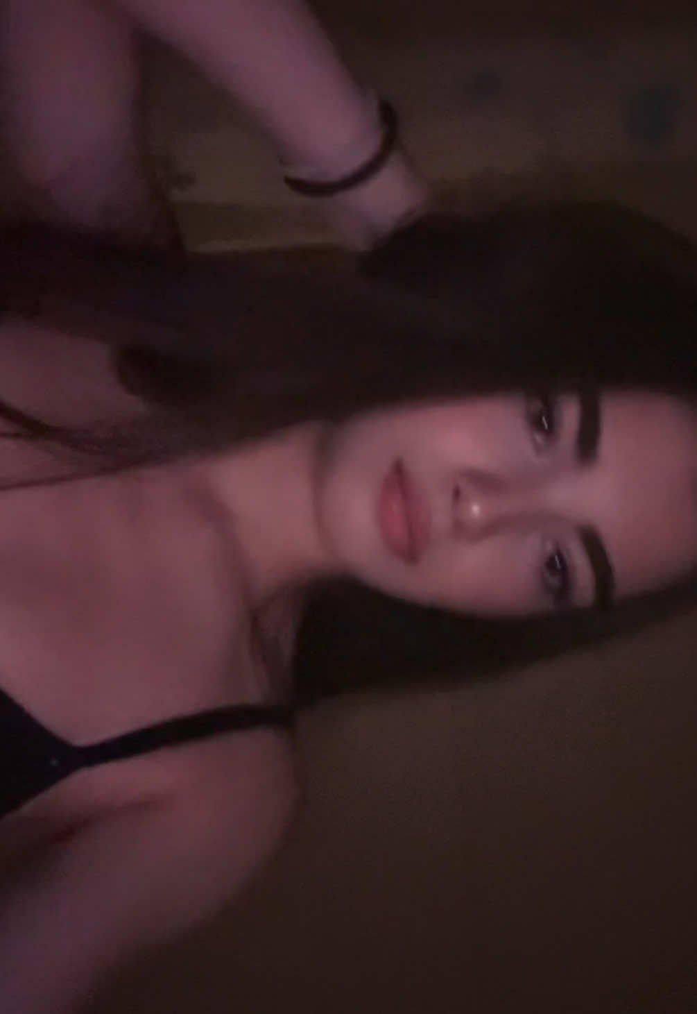 @_elluskaaaa_3