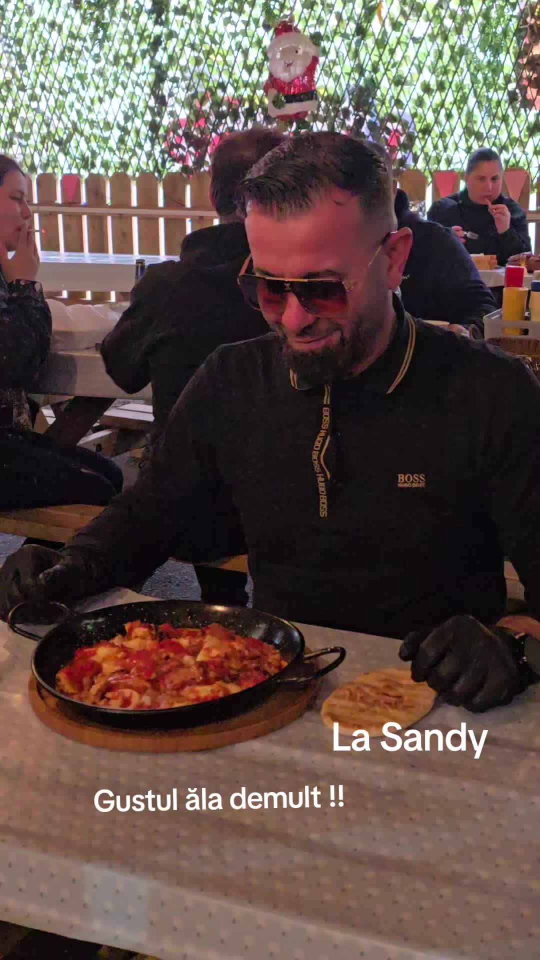 @La Sandy (Ca noi la nimeni)