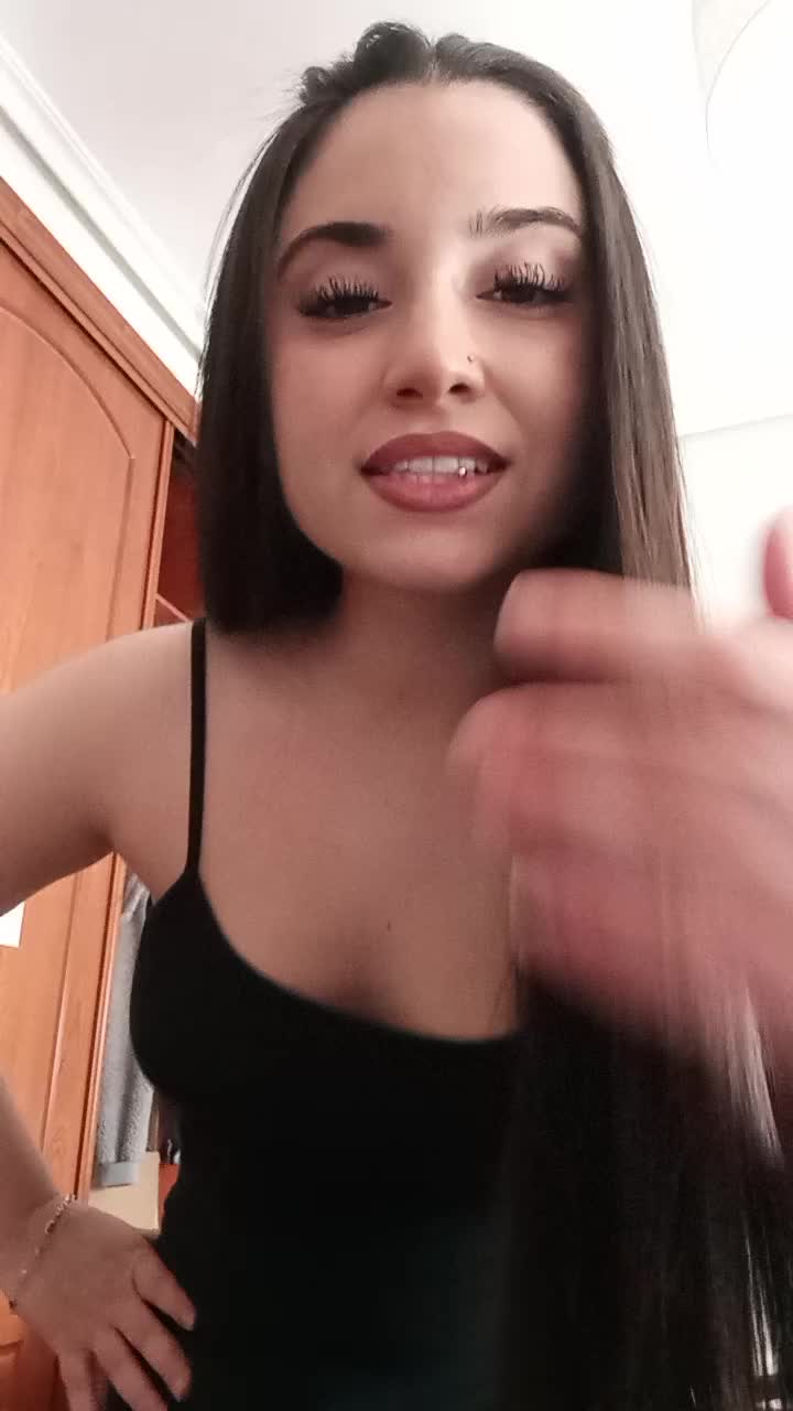 @tati 🍒🪞📿