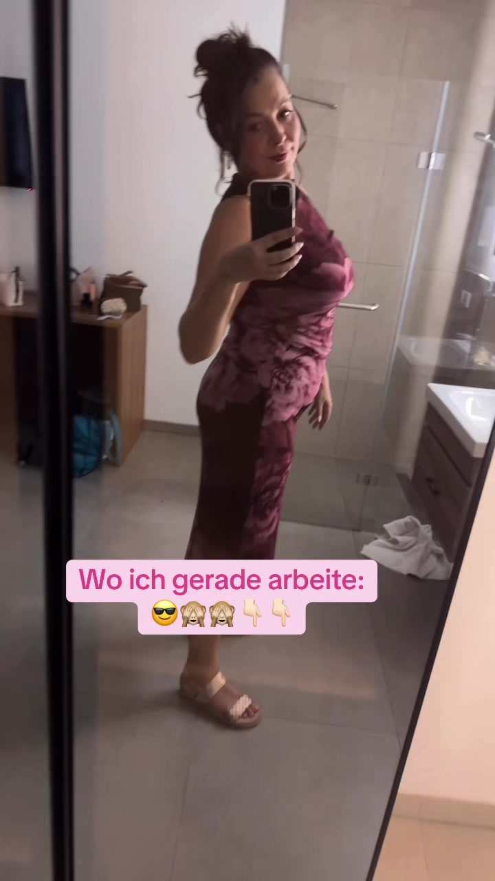 @Nela