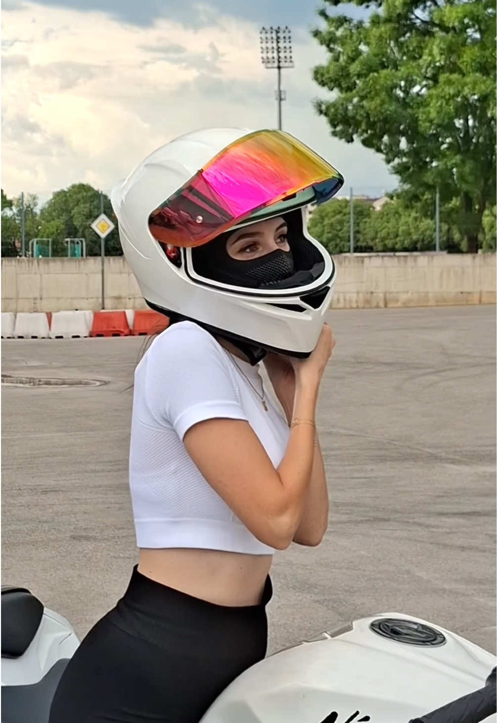 @𝐁𝐚𝐜𝐤𝐏𝐚𝐜𝐊𝐚𝐥𝐢