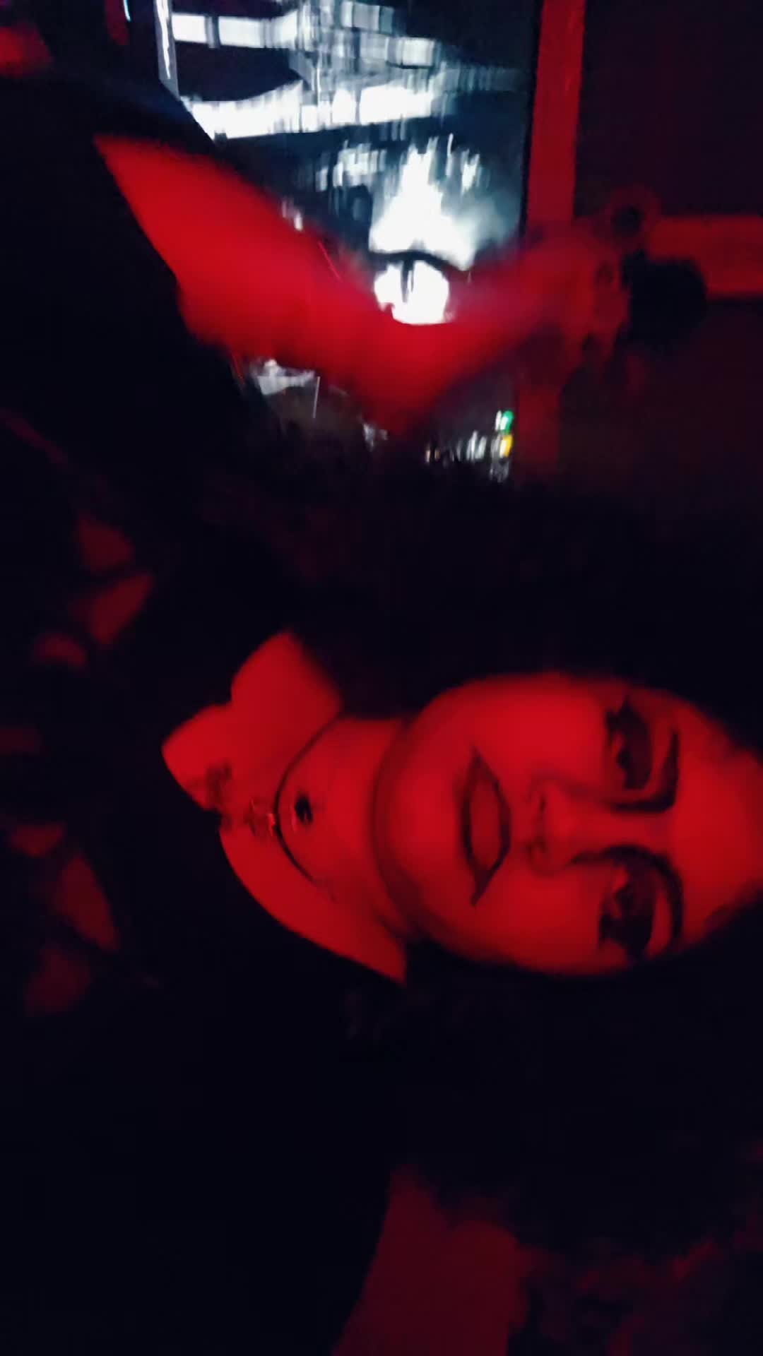 @🖤