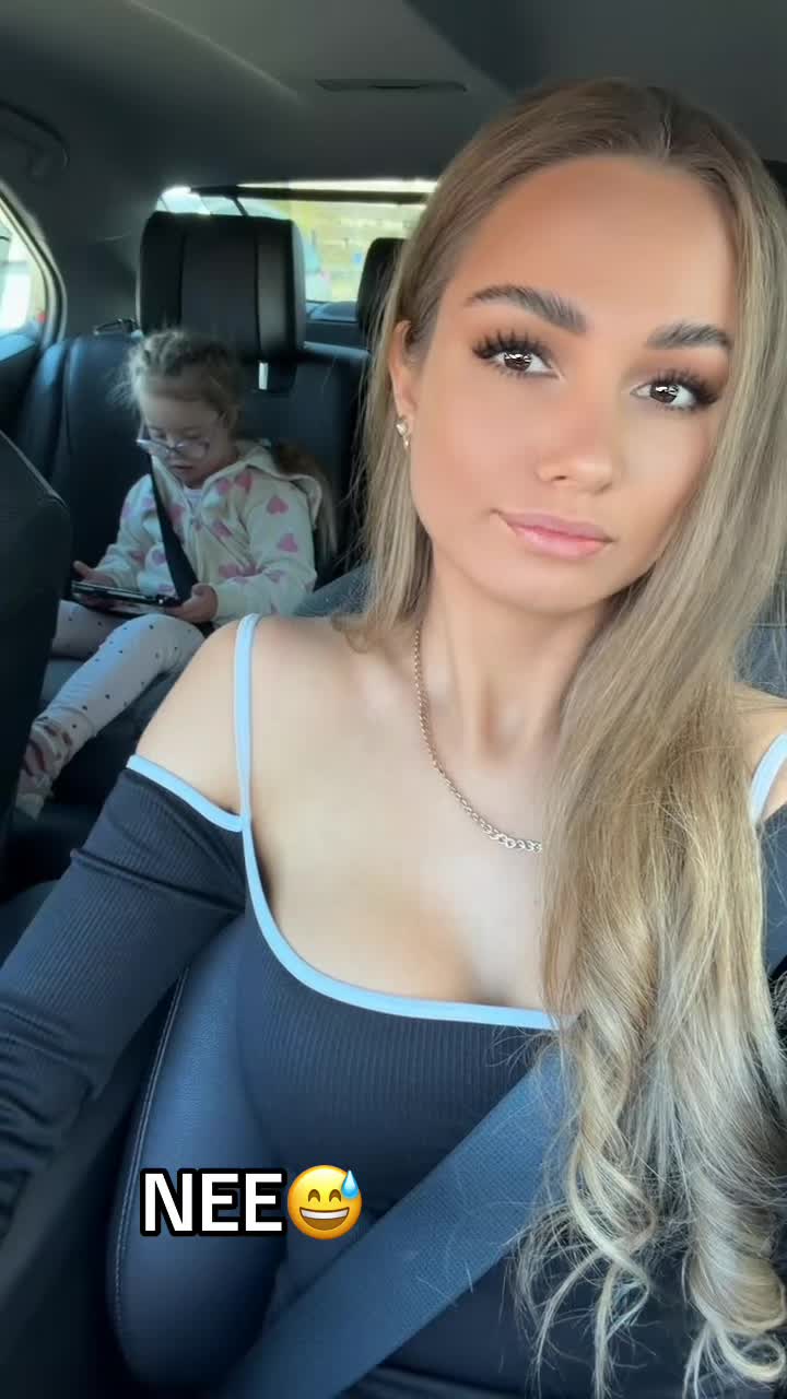 @Nelly_Nell