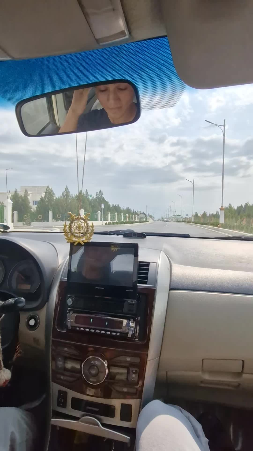 @عزيز