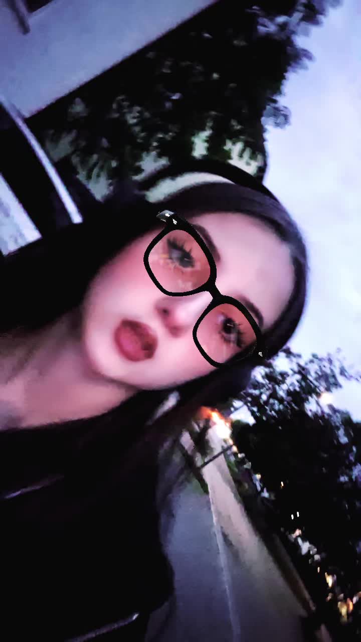 @Lena
