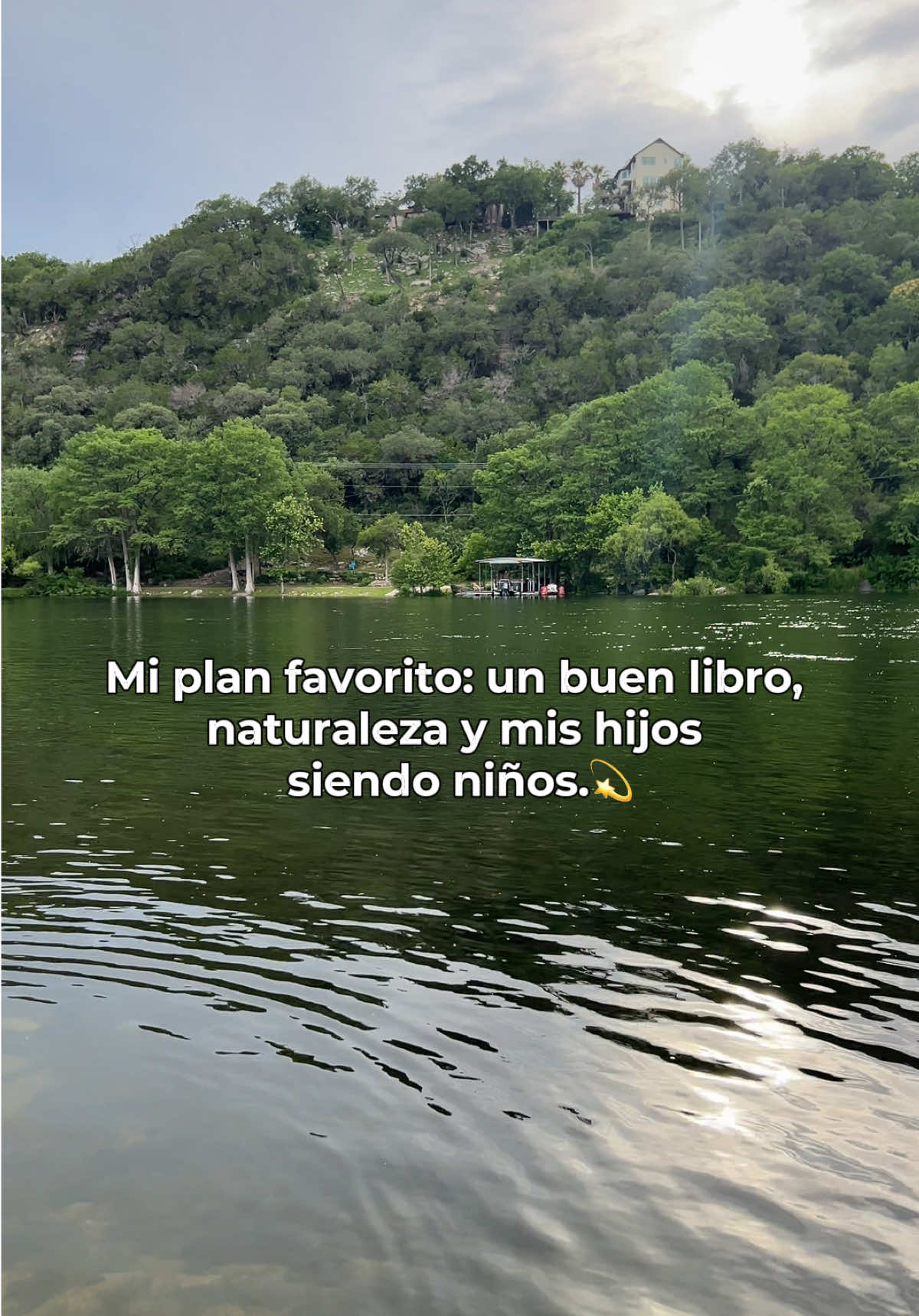 @Yari Serafin 🦋| BookTok 📚