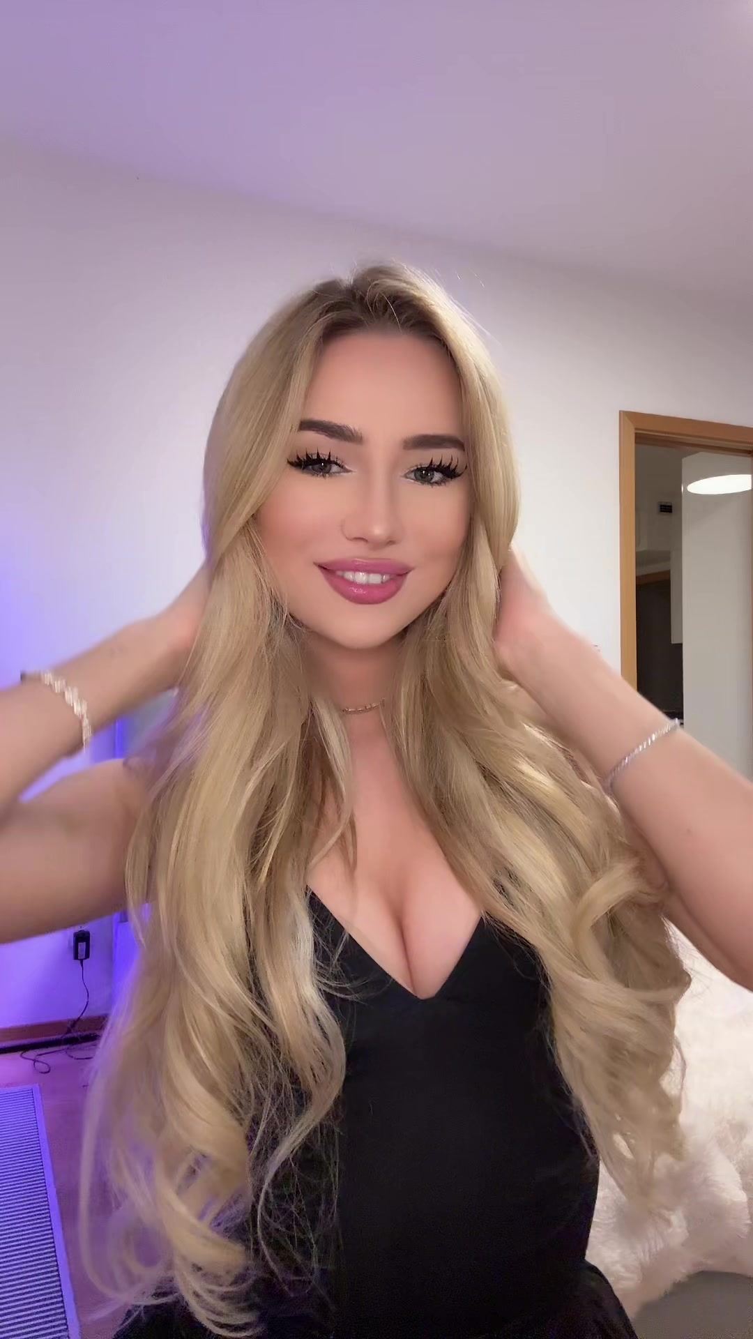 @Nelinkaa_m
