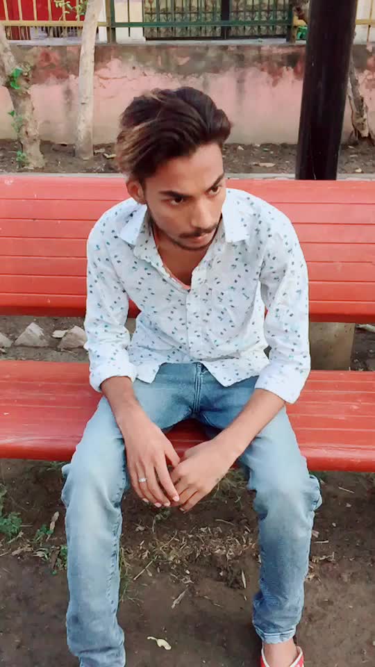 @🤟Akash ♥️