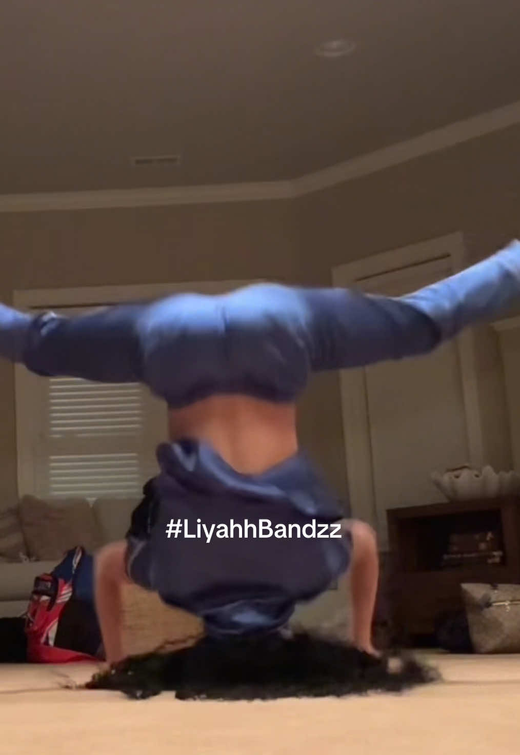 @L I Y A H H