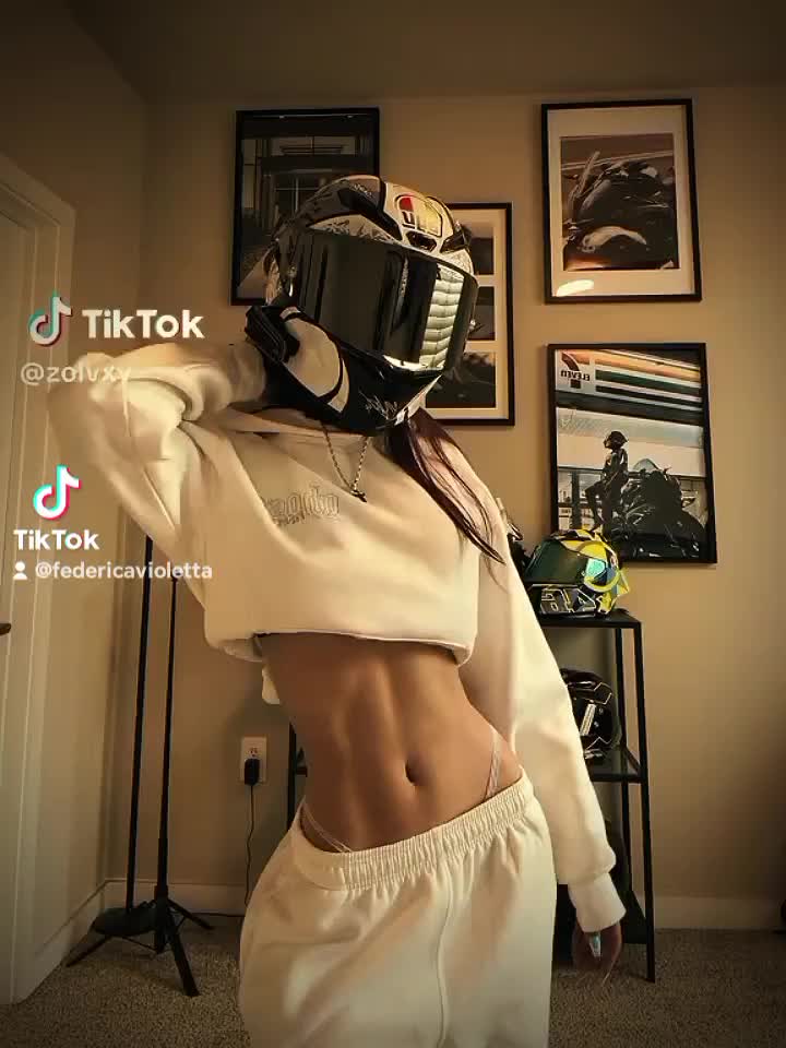 @🩷🌷𝓑𝓲𝓴𝓮𝓻 𝓕𝓪𝓷🏍️❤️