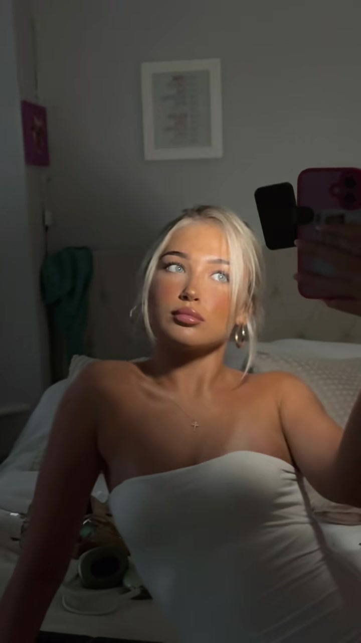 @Maisie👼🏽