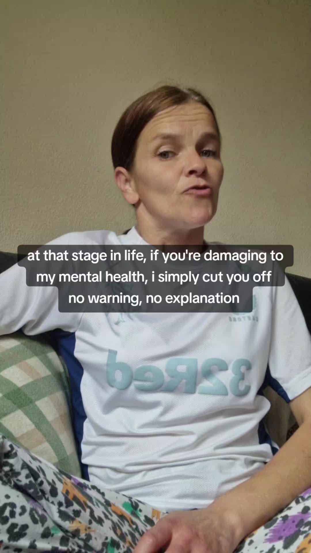 @Naomi 🏴