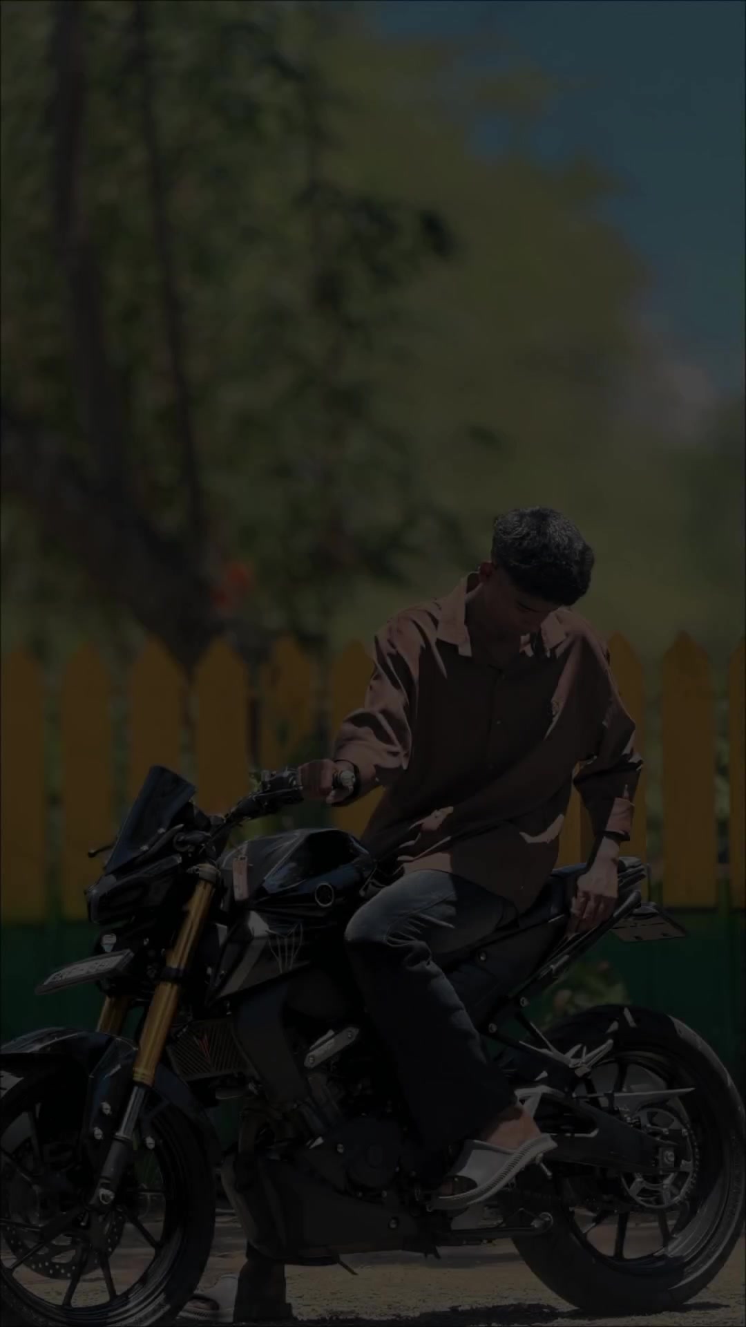 @𝙈 𝘼 𝙉 𝘾 𝙃 𝙐 🕊️