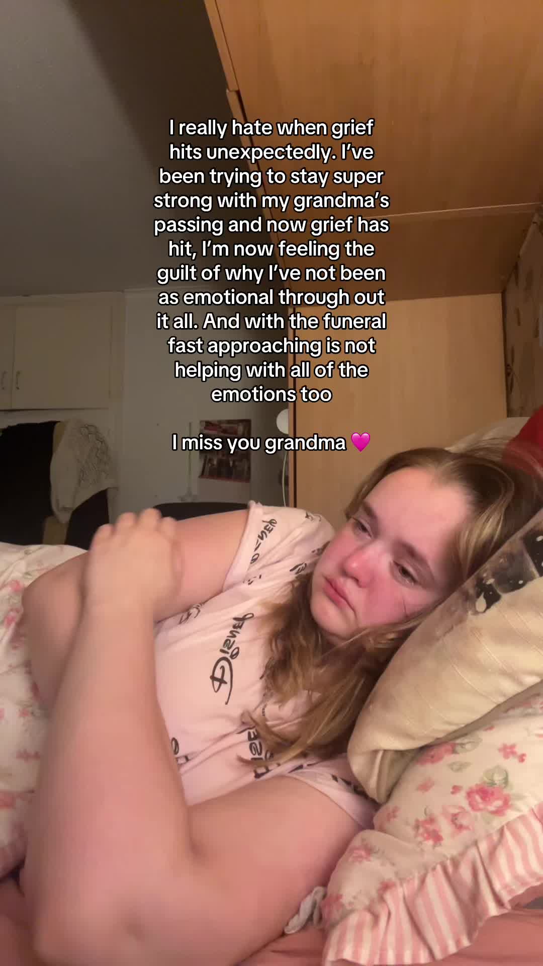 @chloe.holmes