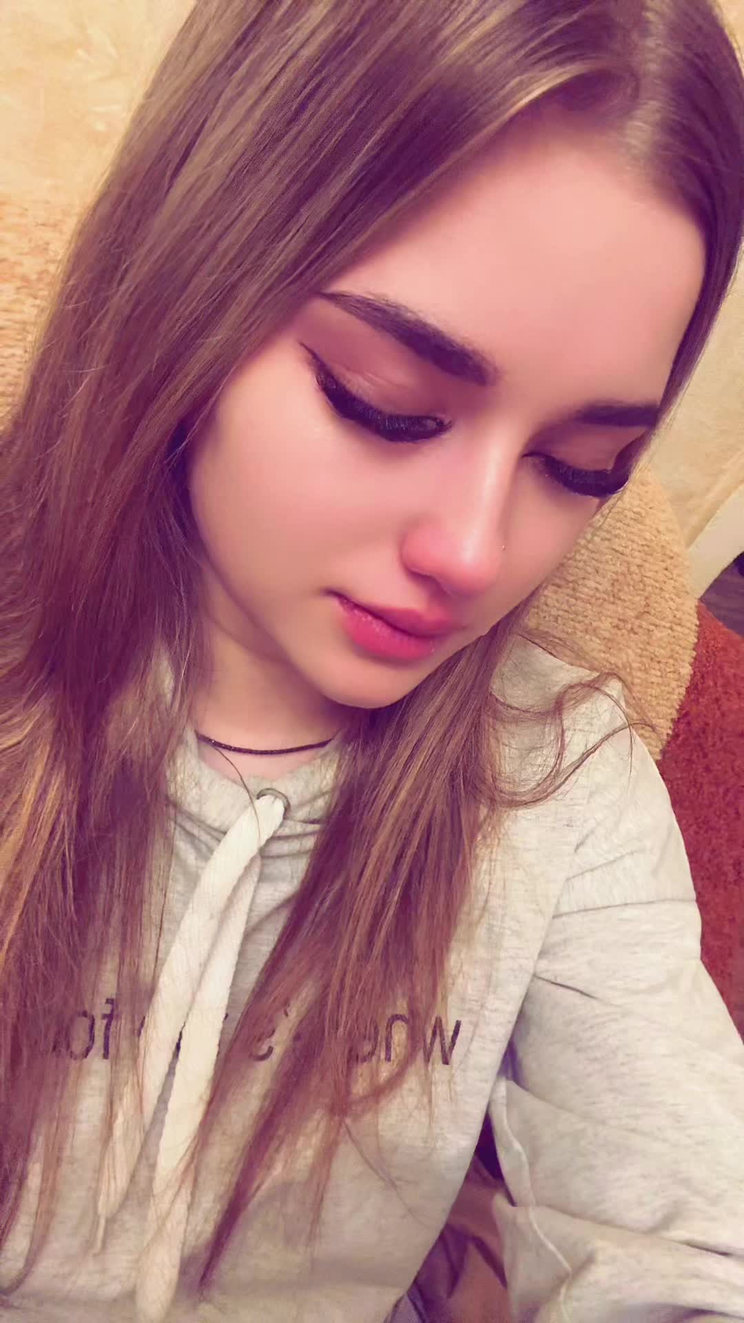 @вика