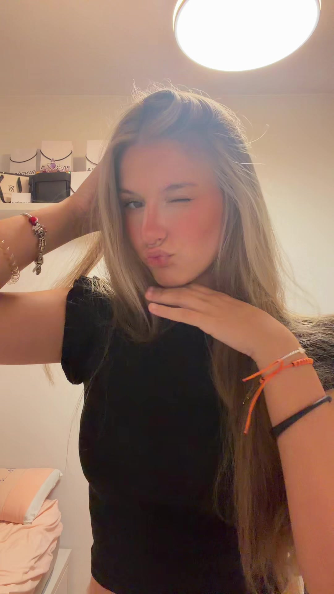 @Noa