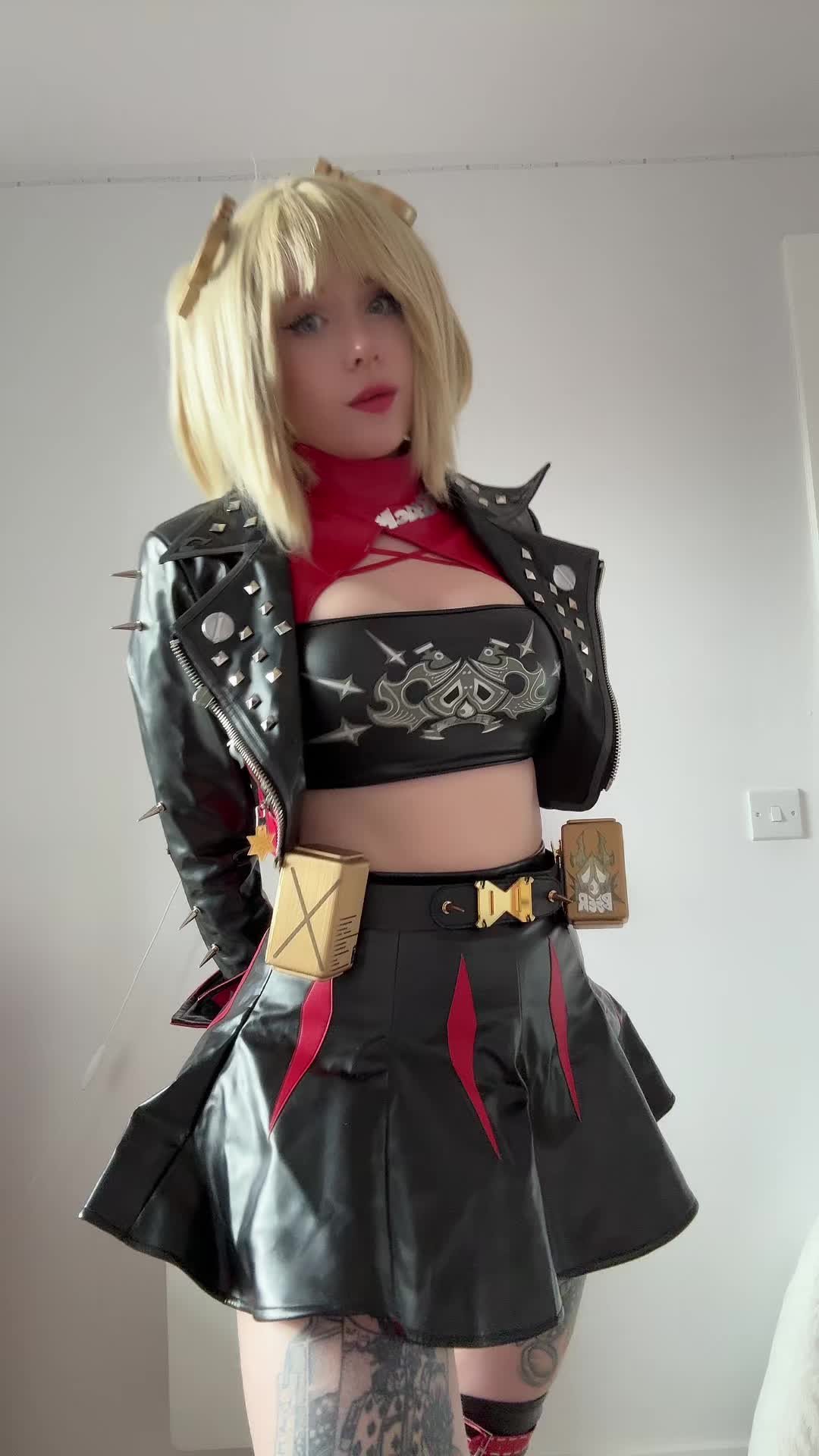 @SmolCallie77