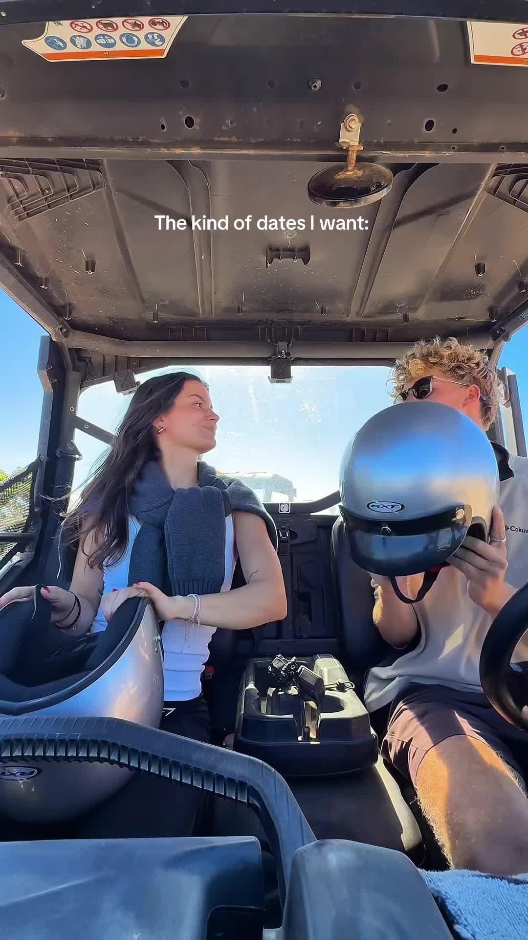 @𝐕𝐚𝐧𝐞𝐲 | travel & UGC