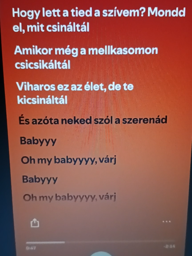 @Kriszti