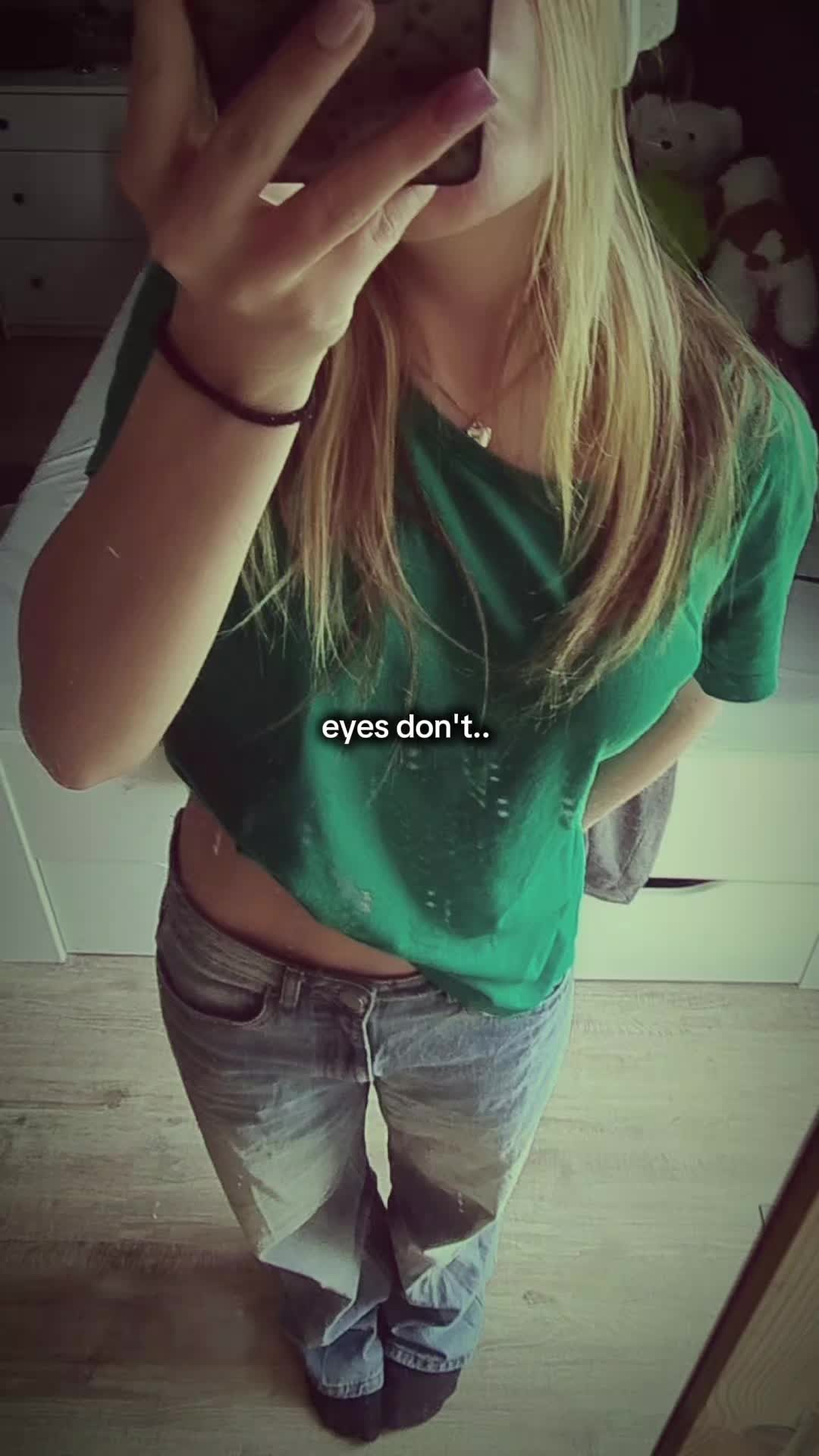 @𝔑𝔢𝔩𝔩𝔦𝔢
