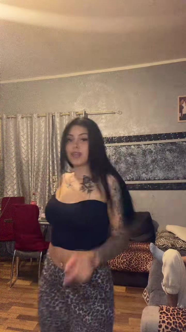 @Lily_Evelyn_Cristian