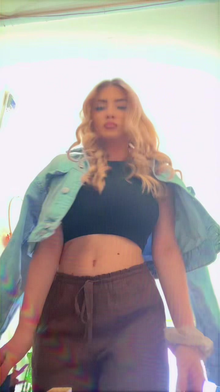 @2al3xia