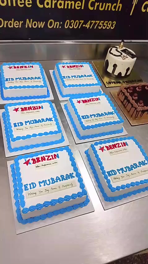 @Customize Designer Cakes LHR