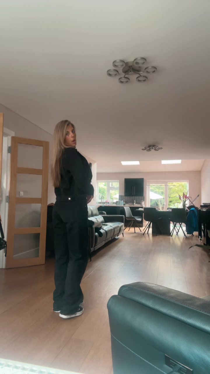 @Karinas__x