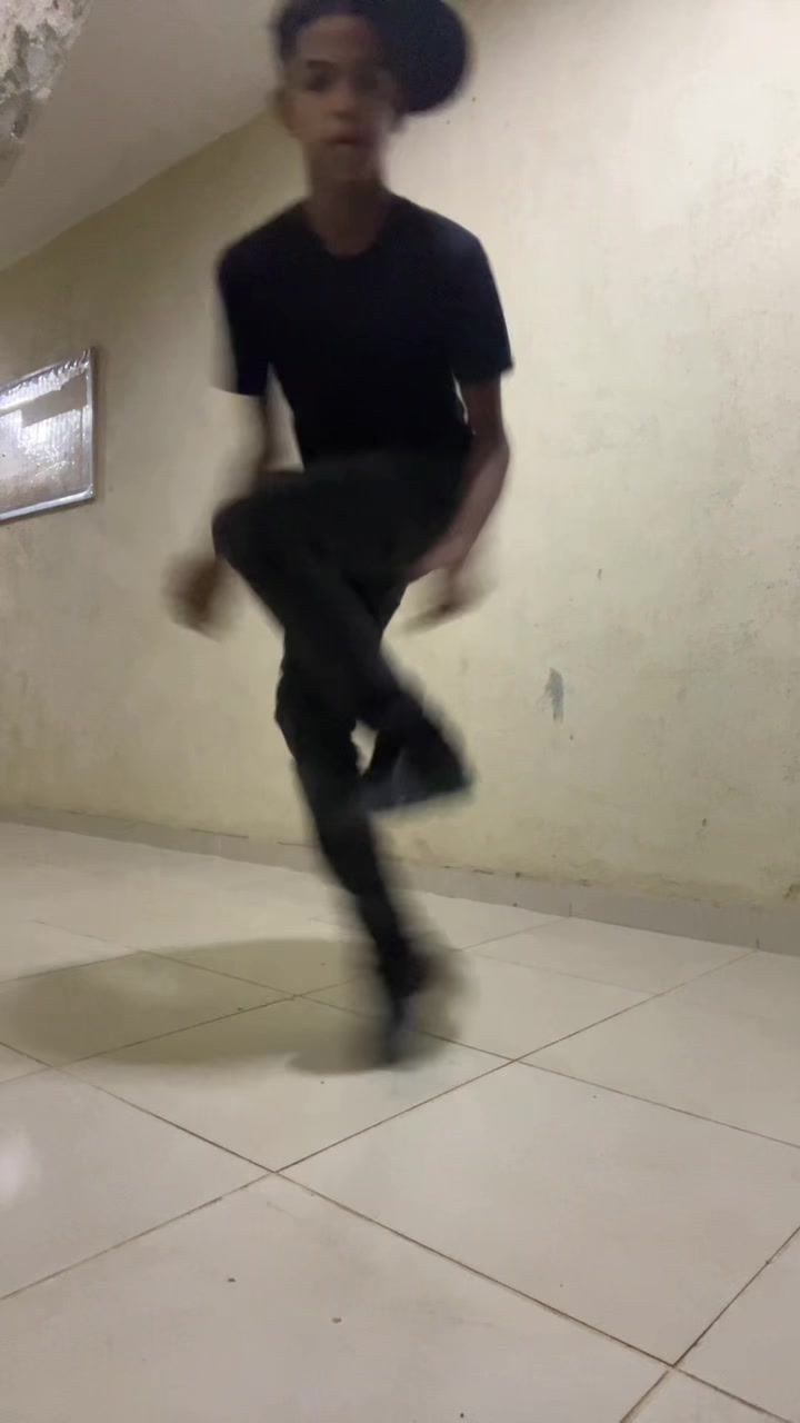 @𝓢𝓽𝓮𝔁𝓵𝓲𝓷_𝓓𝓻𝔁𝓹❔