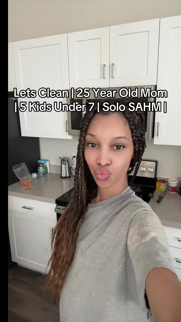 @🧸Life With Vanity SAHM x5🧸🩷