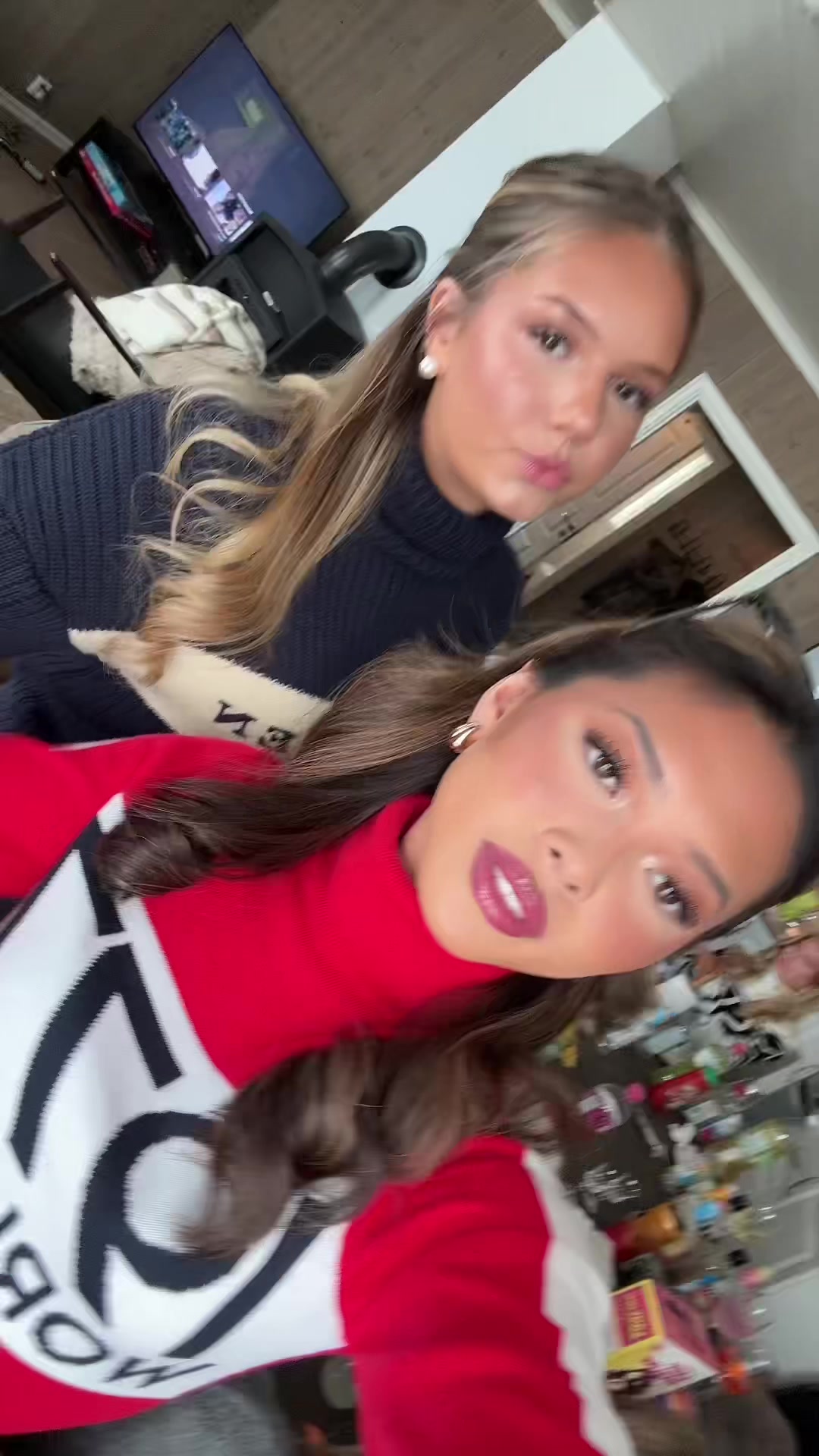@OLIVIA FURUHOLMEN