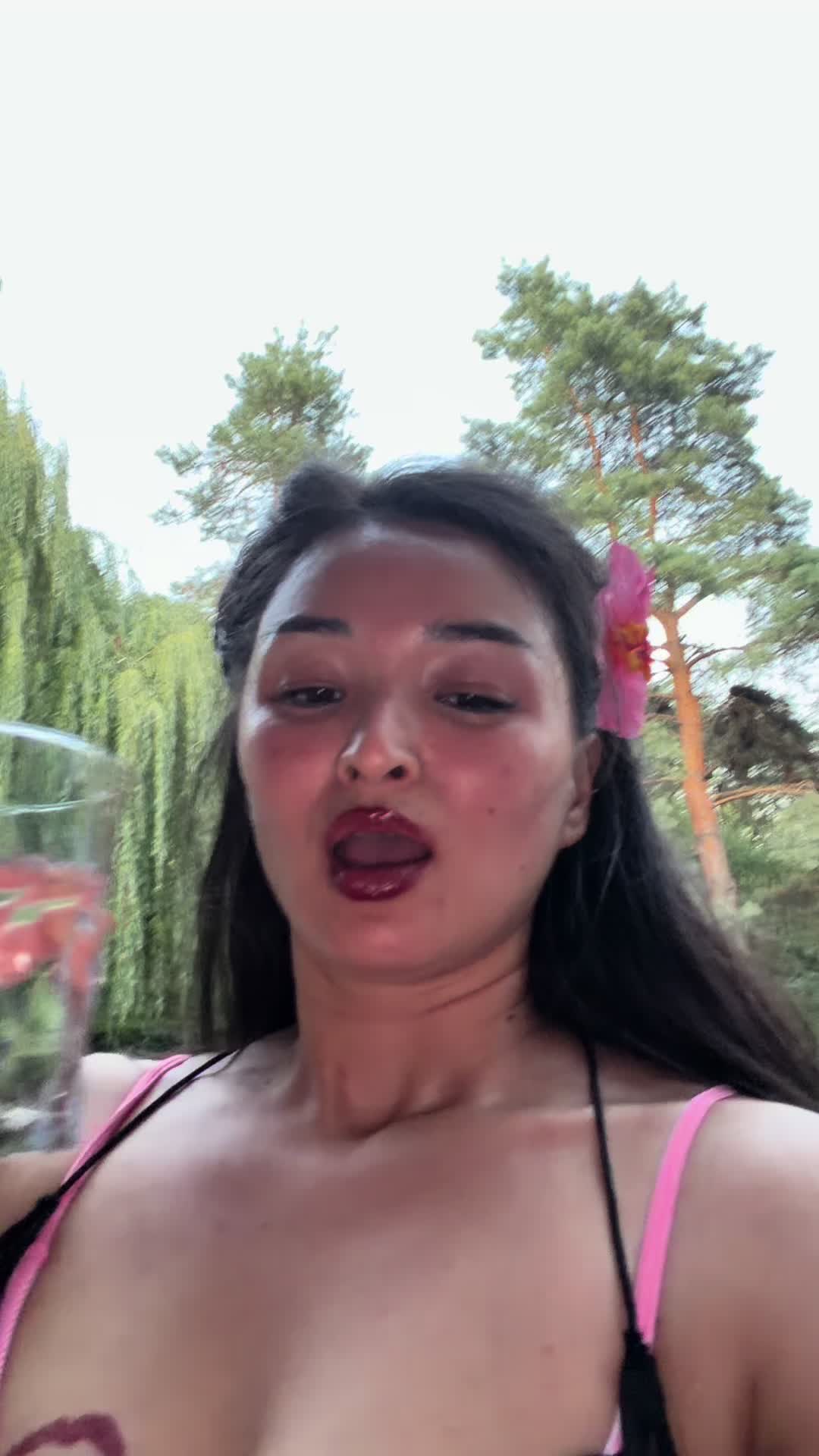 @Kicyne