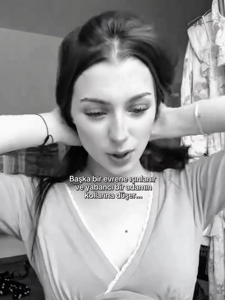 @Elif℘
