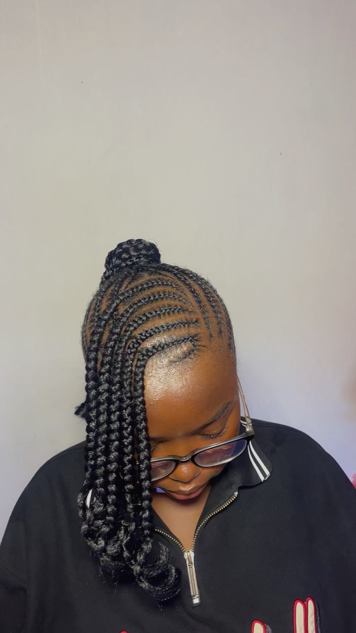 @HAIR STYLIST IN IKERE EKITI