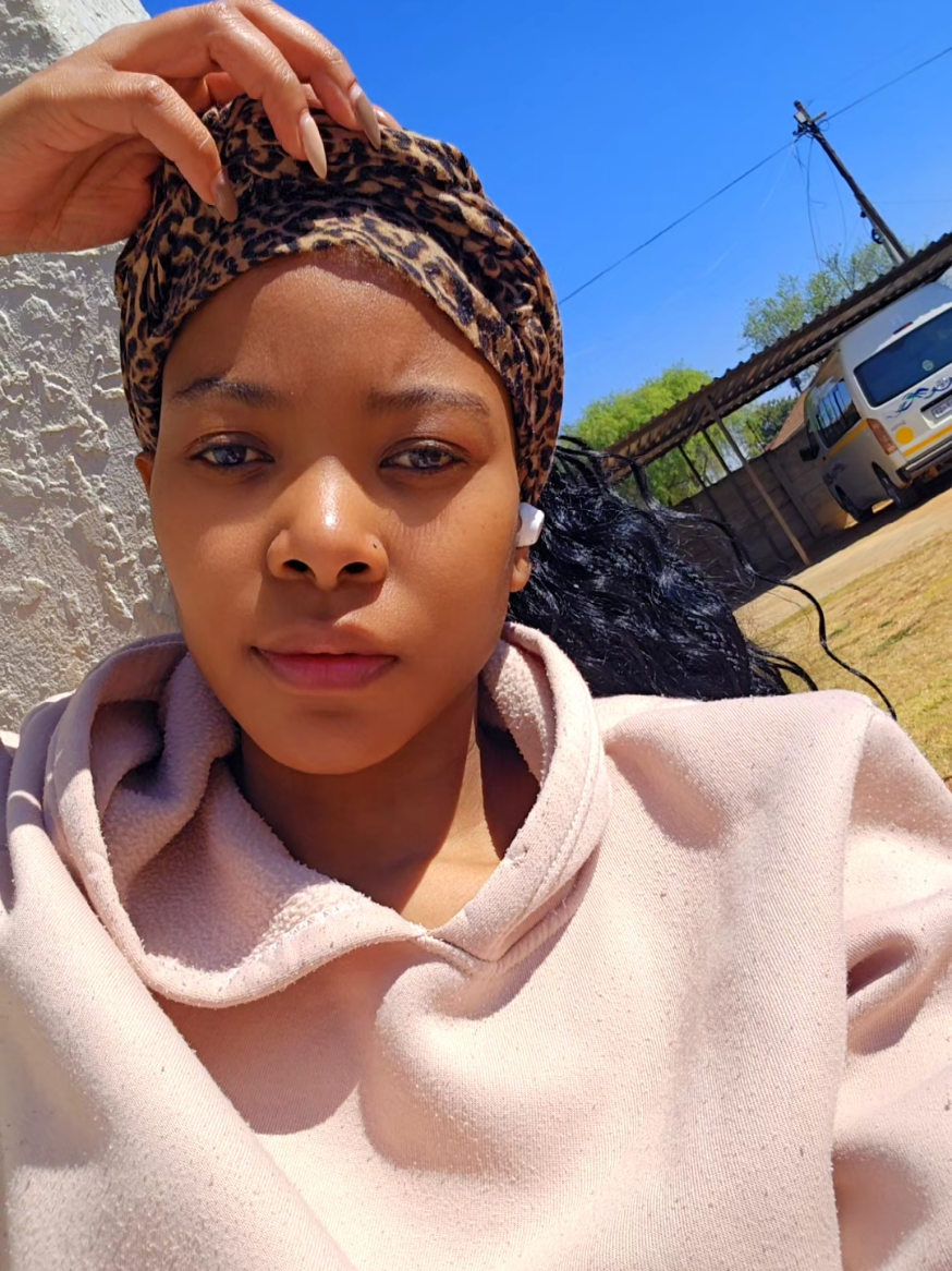 @Botlhale Dube