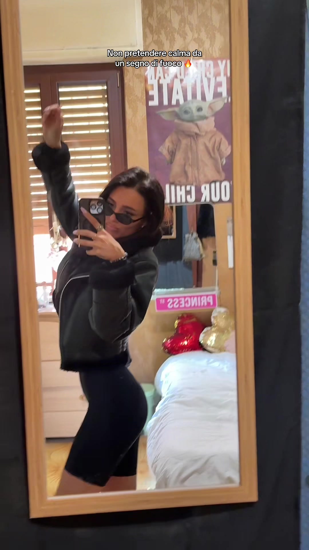 @Elena Siri