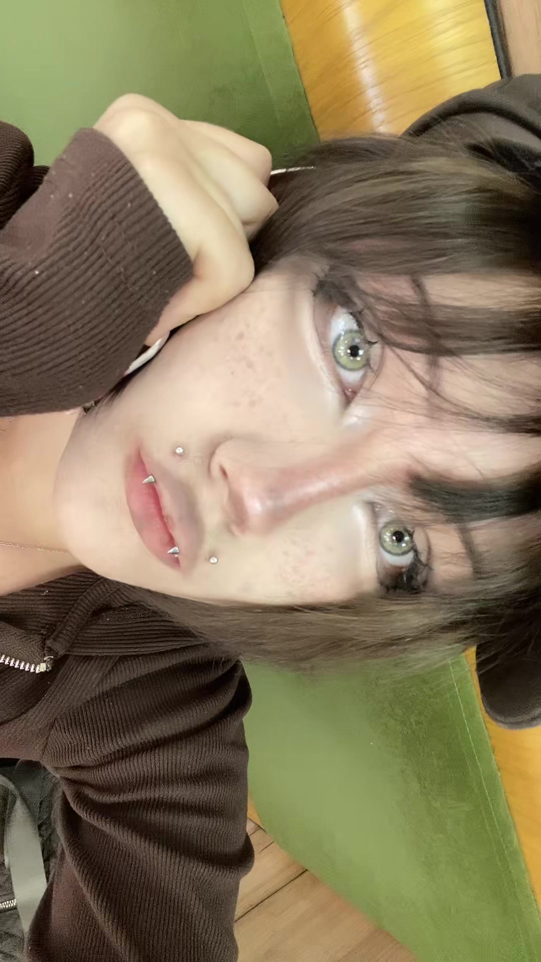 @Тгк: софа стендофф