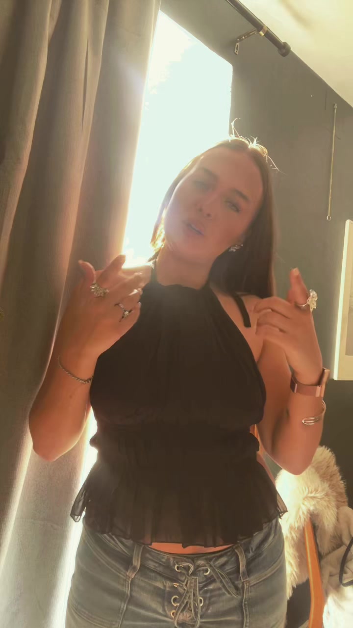 @Emz