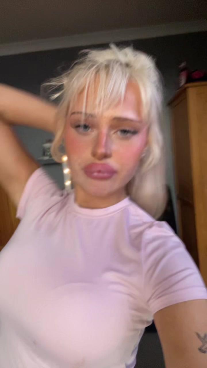 @dollyysmith
