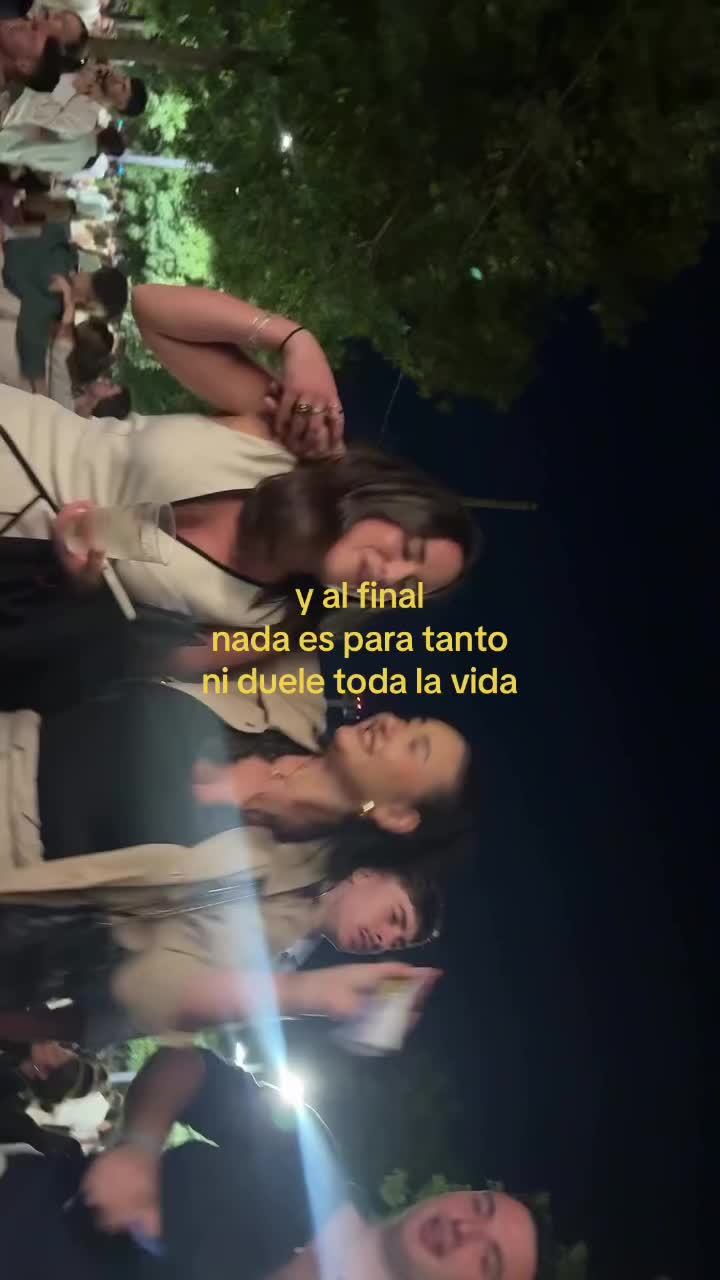 @claudia martin🖤