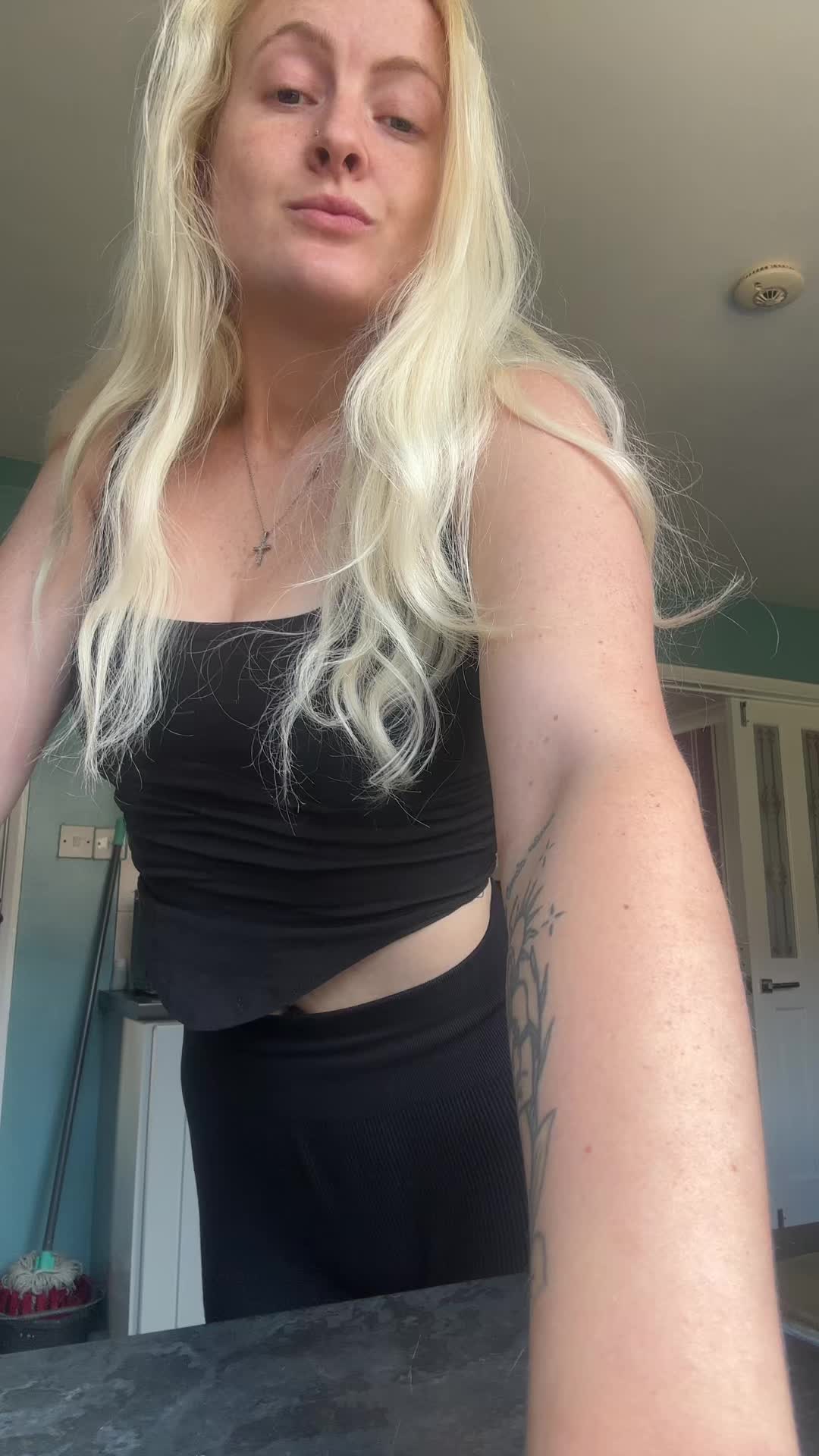 @Missfox