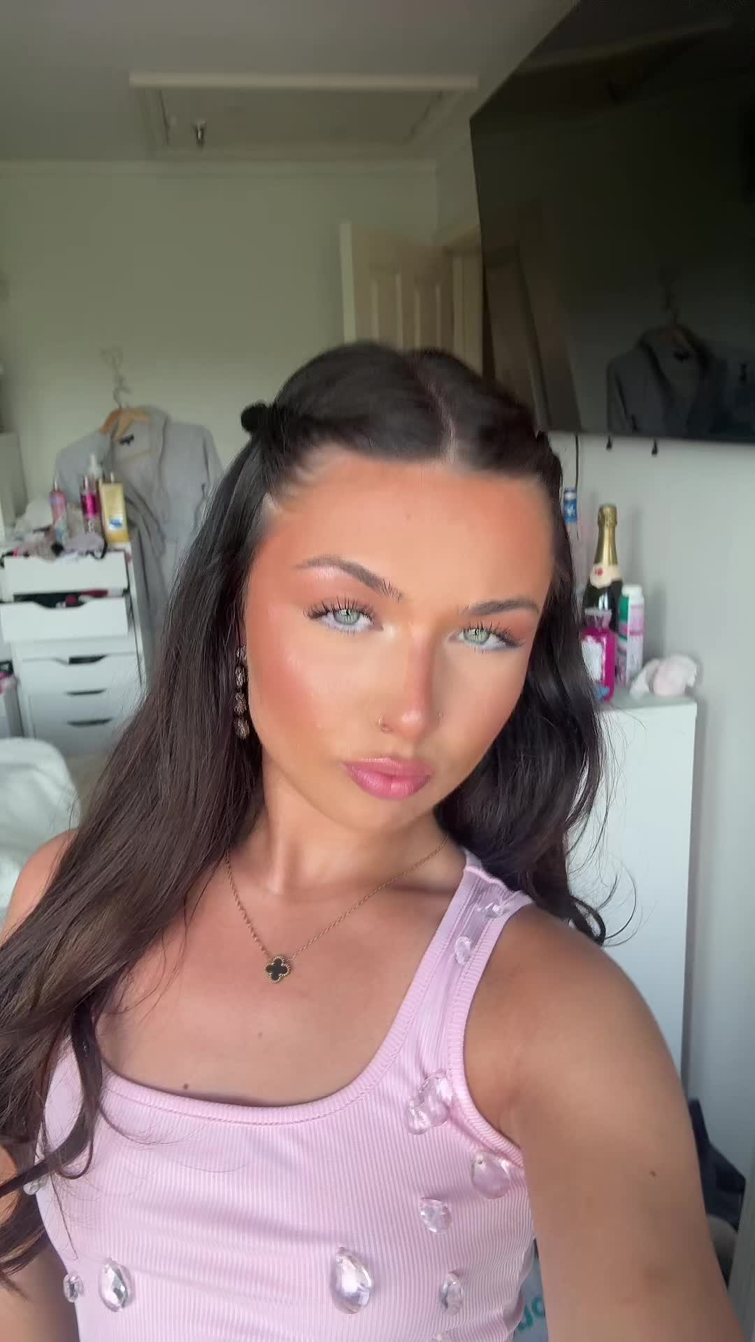 @Ava Morgan