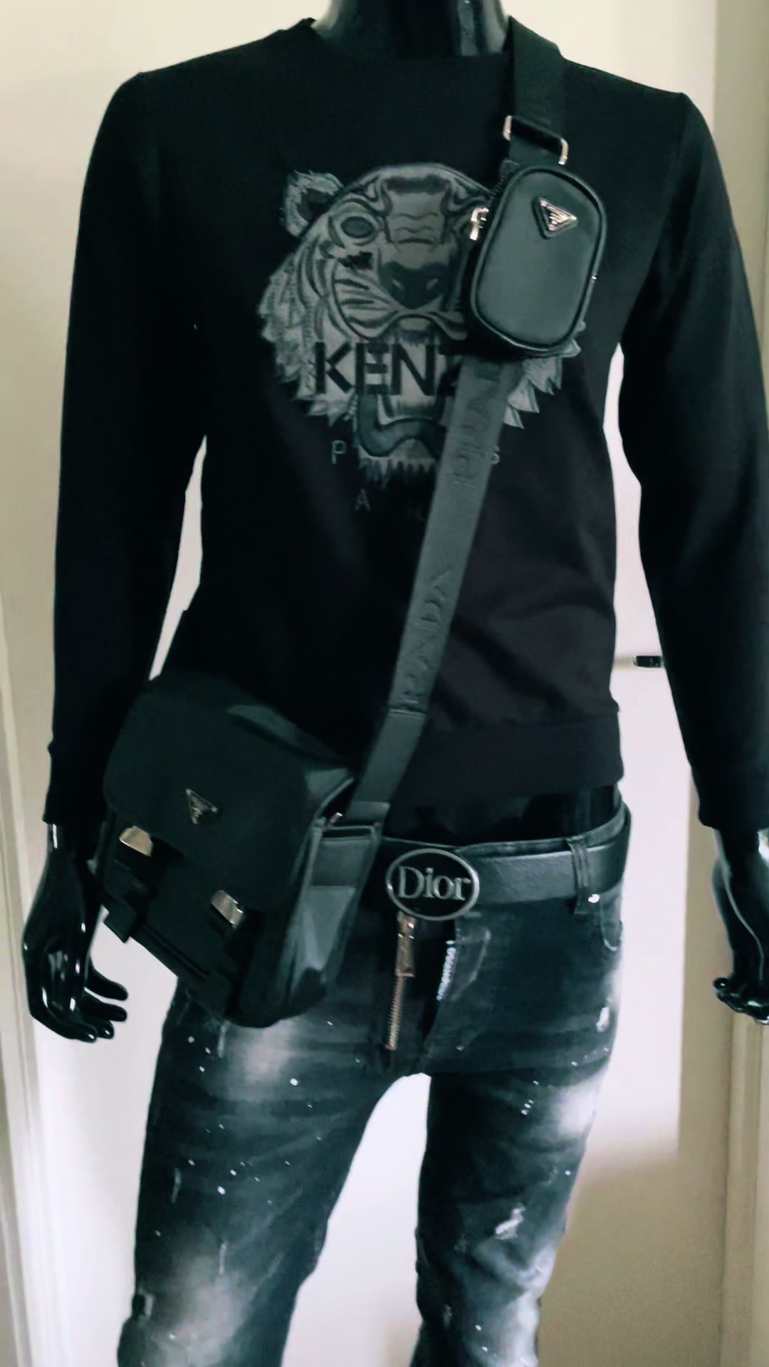 @Designerclothessverige