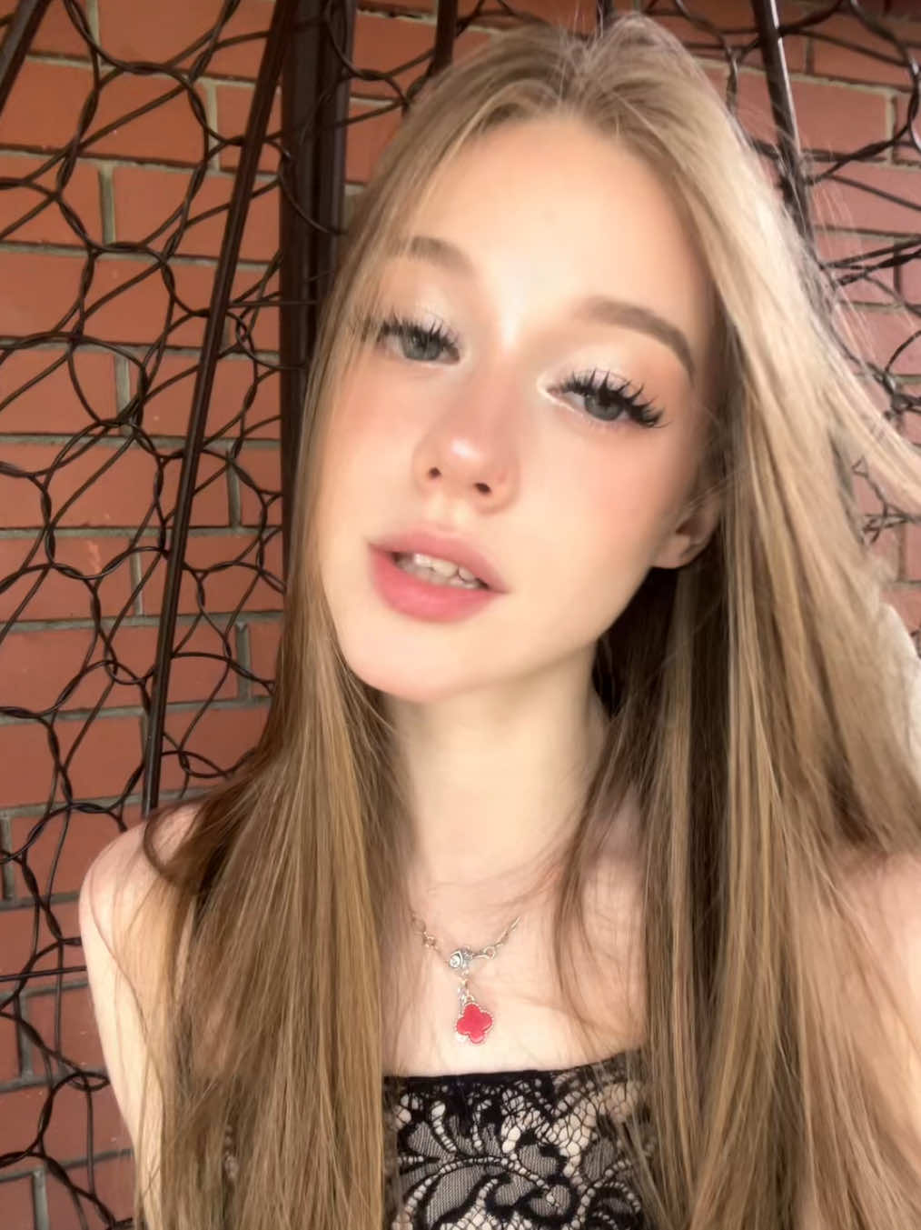 @~Викуля~💋