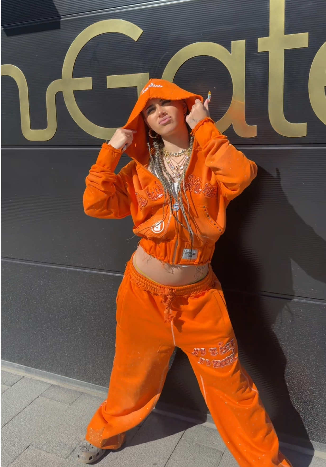 @iceeskies.com