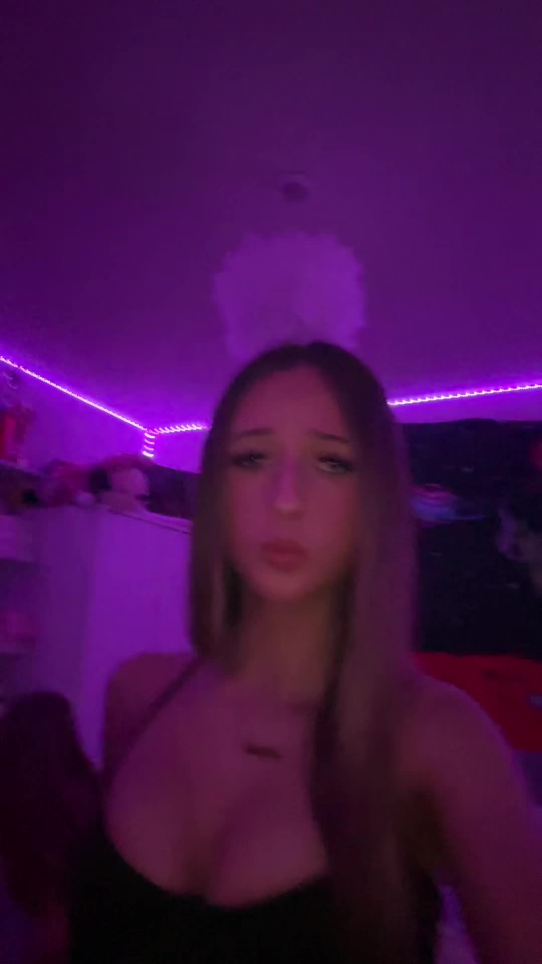 @𝐬𝐨𝐩𝐡𝐢𝐞 🦄💞