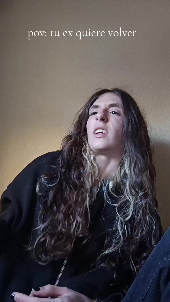 @la chica de la mirada matadora