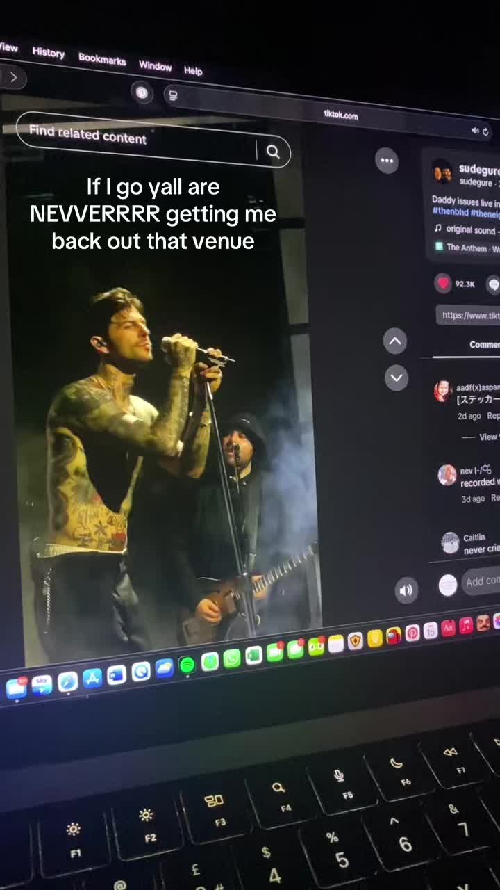 @𝐀𝐧𝐠𝐞𝐥𝐢𝐜 ⋆ ˚。⋆୨୧˚