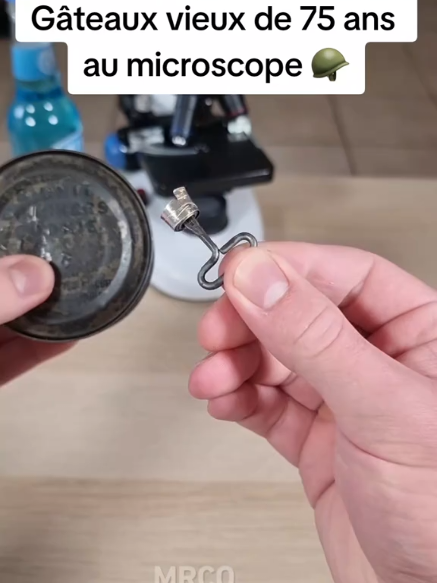 @MrCO